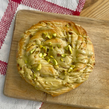 Pistachio bun